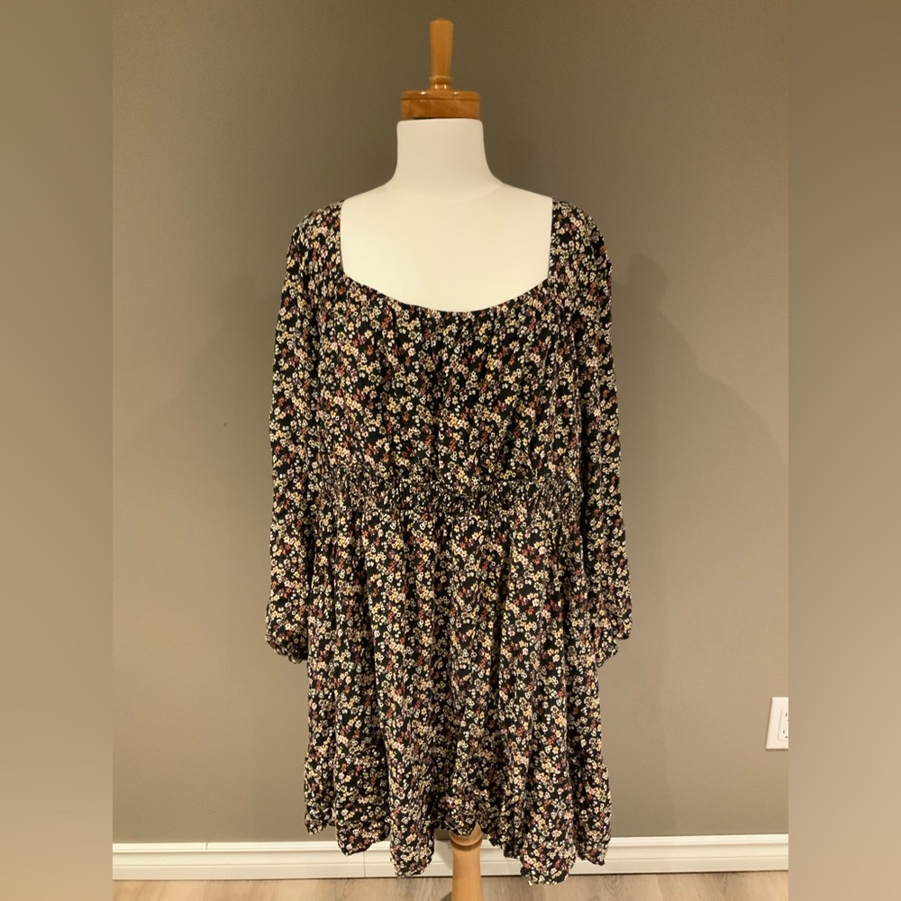 Black Floral Smocked Waist Midi Dress